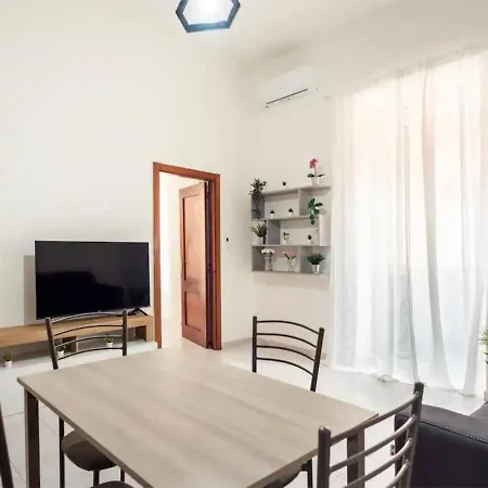 Apartament Spagno Li's House *